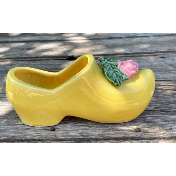 Vintage 1950s MCoy Yellow Clog Shoe Planter With Rose - Picture 2 of 11